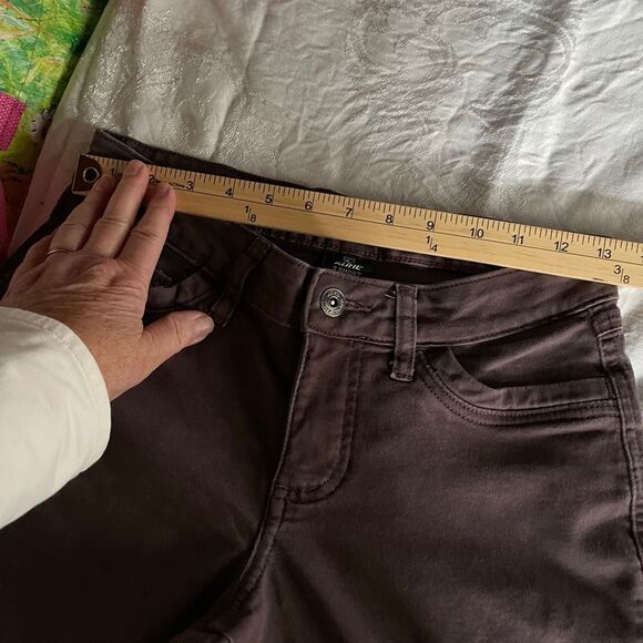 Kuhl size 2 short brown slight flare pants - Picture 4 of 9